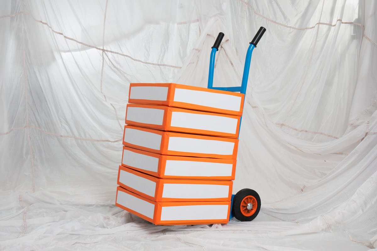 midnightclub___'s tweet image. Celebrating 40 years of the Airbag. 

A global seeding solution for @MercedesBenz, in collaboration with @heronpreston 

Handmade in London
Shipped Worldwide 🌎

Thank you to @KARLAOTTO for getting us involved ✌️