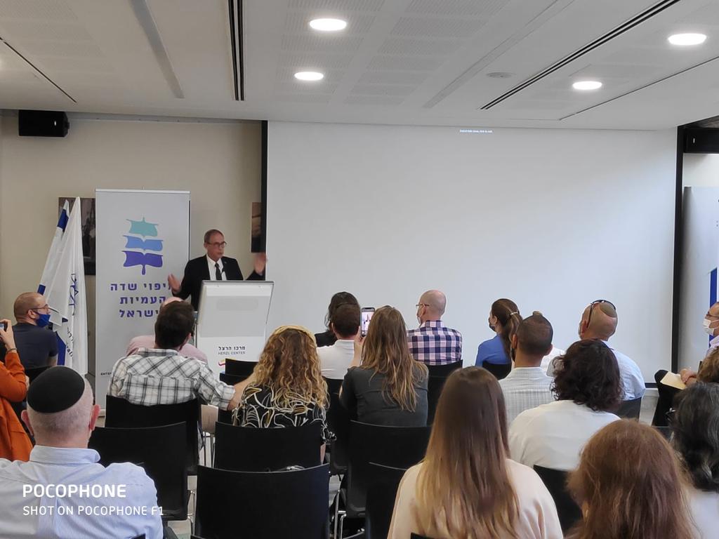 DrNachmanShai's tweet photo. Honored to participate in the “Peoplehood Mapping” Event. Incredible group from the Peoplehood Coalition here strengthening Israel’s relationship w/ world Jewry. Our office & government are ur partners in this work. @ReutGroup @WorldZionistOrg @OurCommonDstny #Gesher #Enter https://t.co/x4tLKkVoJZ