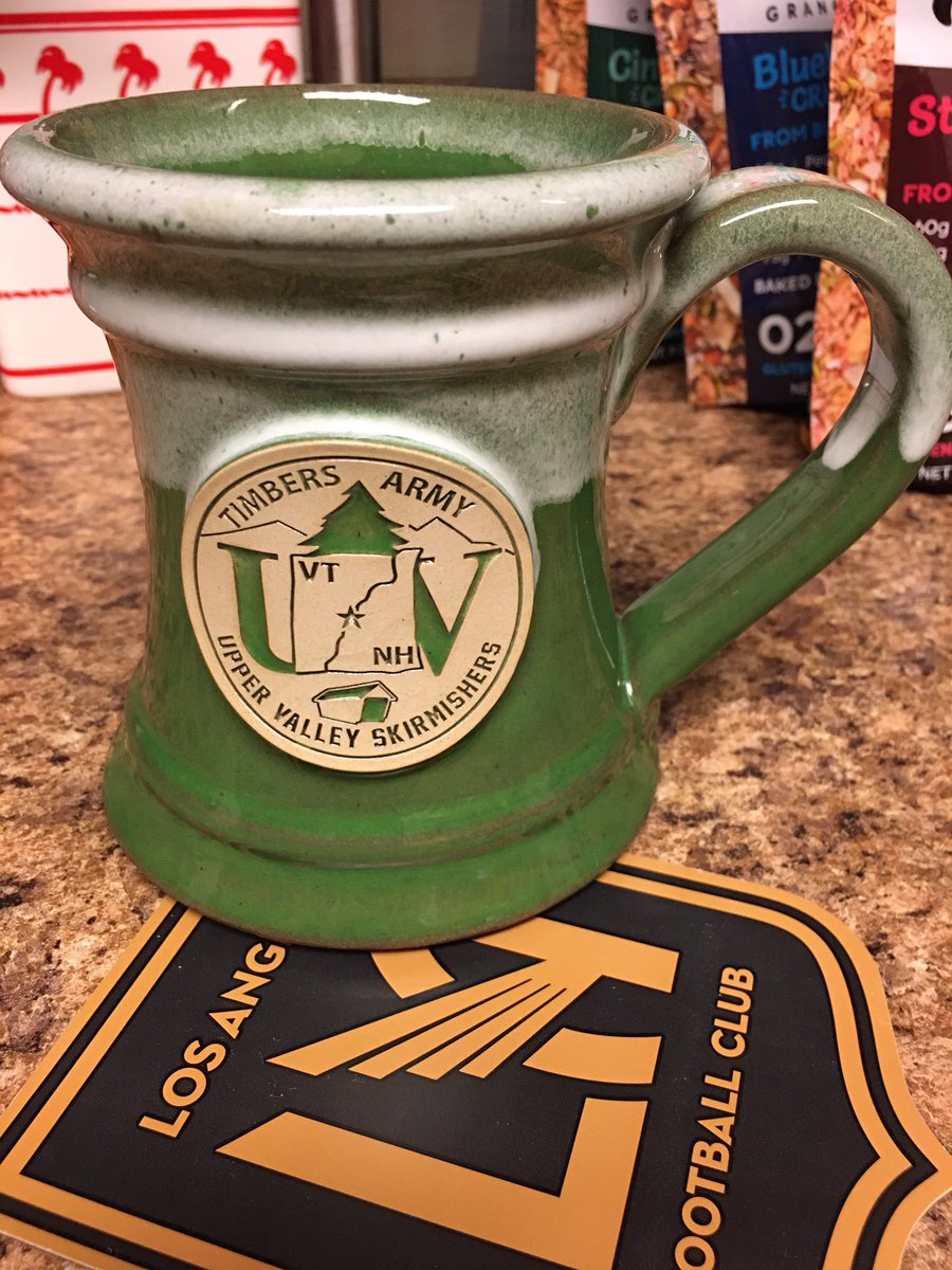 TASkirmishers's tweet photo. Rise and shine to a beautiful Matchday ! Cleats up to all you Supporters out there . RCTID 👏 https://t.co/tnvQg7NTCn
