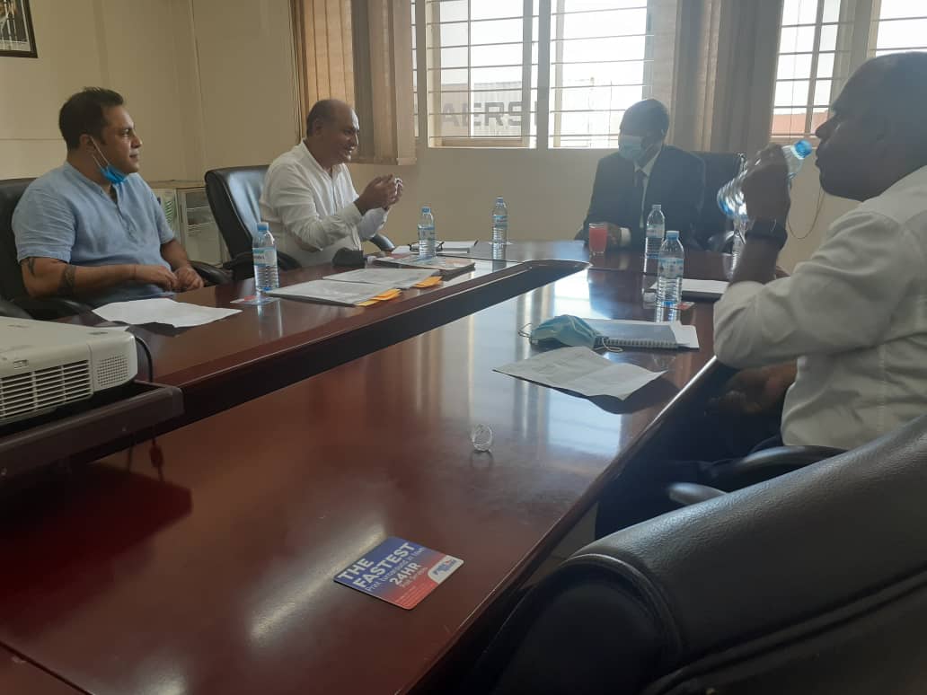 RajeshChaplotUG's tweet photo. Hosted Hon Dr John Chrysostom Muyingo , State Minister for Higher education at our company Graphic systems
#graphicssystems #rajeshchaplot @Educ_SportsUg
#drjohnchrysostommuyingo https://t.co/acxbEkO9pD