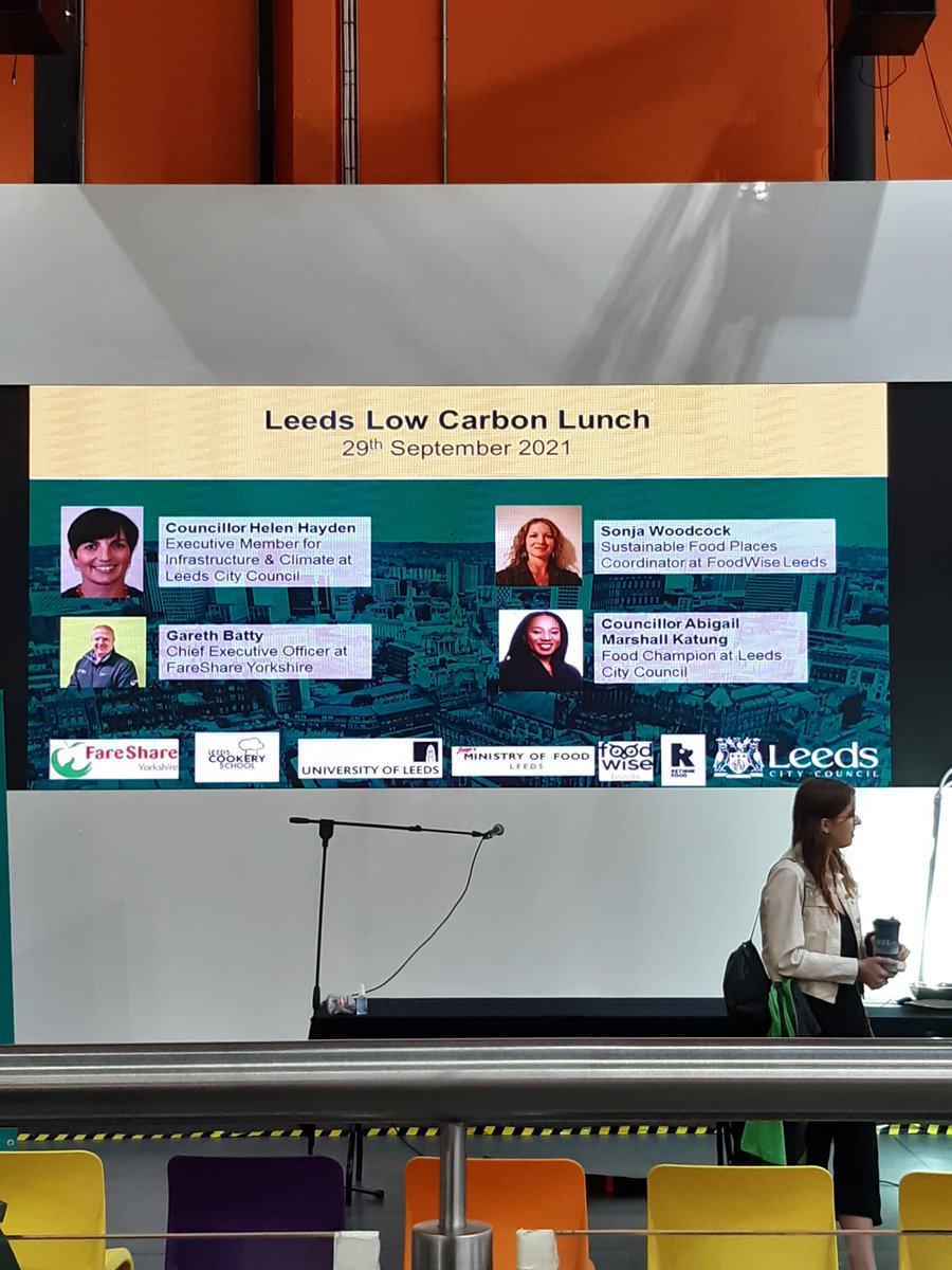 LeedsCC_CEAQ's tweet photo. Join us and @foodwiseleeds now at 
@KirkgateMarket
 for a Low Carbon Lunch! Talks, cooking demos, stalls and more 🍽 ♻️ https://t.co/IKmbqVfdFG