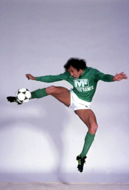 robertmdaws's tweet photo. #OswaldoPiazza #StEtienne 1979 https://t.co/SwD8DC0uWf