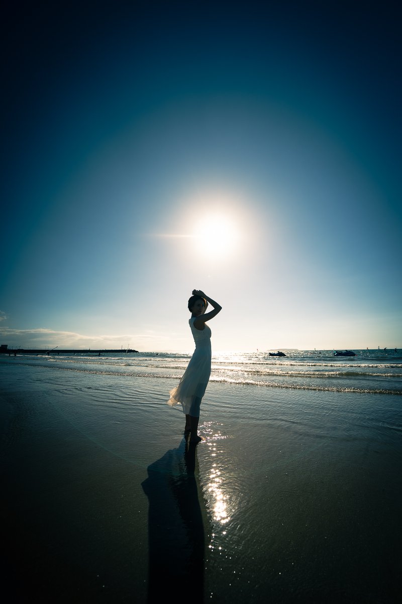 Keroro_Syogun's tweet photo. シルエットが美しすぎました🏝️

撮影日：2021年9月
撮影場所：#福岡 #福津市
モデル：#安藤まい さん
#ポトクラ
#かがみの海
#福間海岸 https://t.co/ksgtFQgtyD