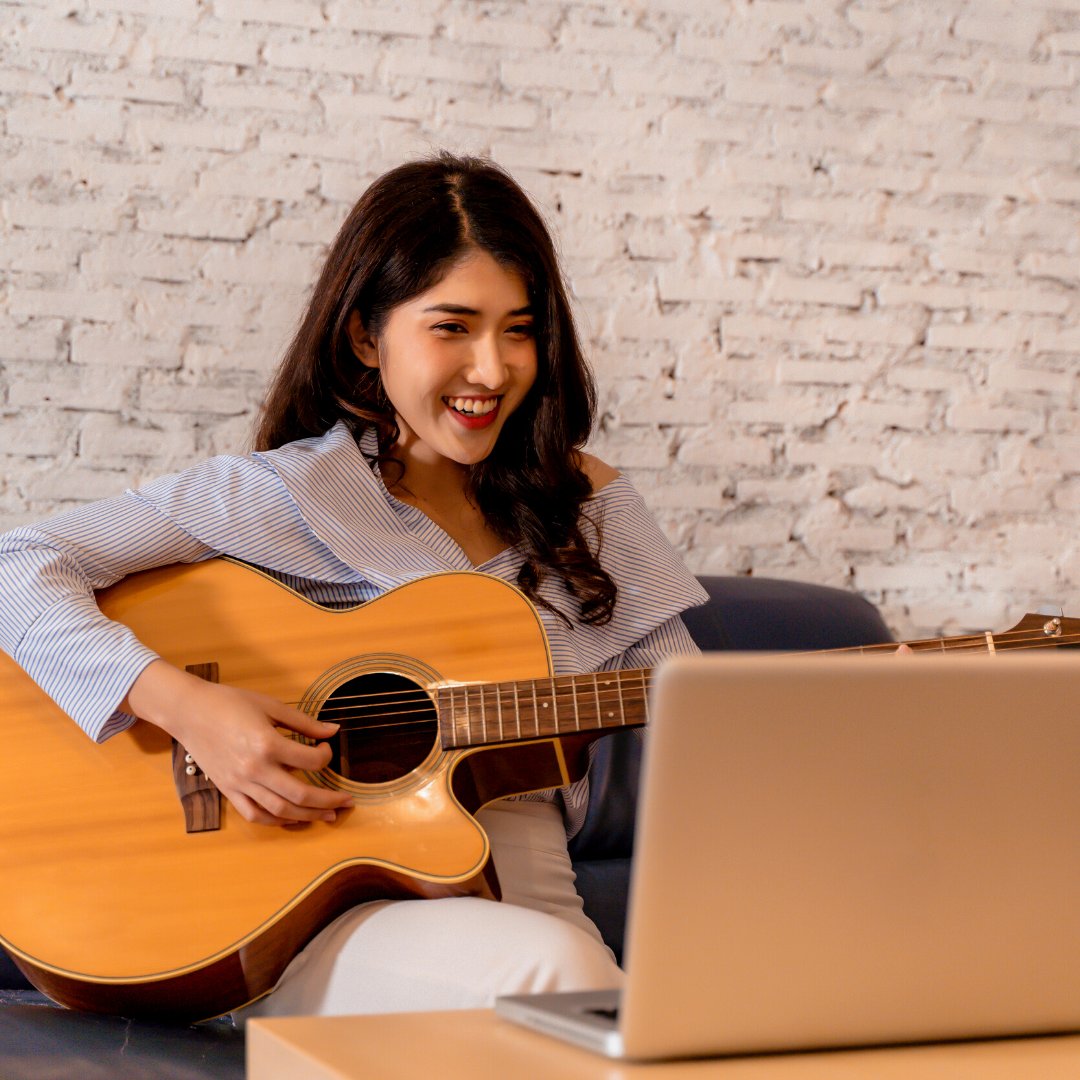 neverpayful's tweet photo. Want to play guitar like a professional? @TrueFireTV is one of the reliable places to get yourself online training by experts.
https://t.co/2BzjUJK5PK

#music #musician #MUSICLOVER #musiclife #guitar #guitarist #guitarplayer #wednesdaythought #educators #USA #Canada #Brazil https://t.co/QwORbNL7Ev