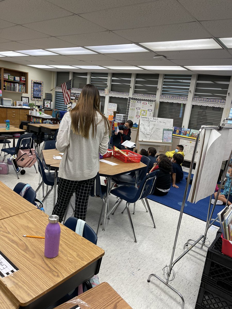 sfoster_es's tweet photo. SFE 101 Release Day - our new to Stephen Foster teachers visited classrooms to see best practices in action! #GoodtoGreat #Strivefor65 #OntheRoadtoAwesome https://t.co/OXXA8AqsAE