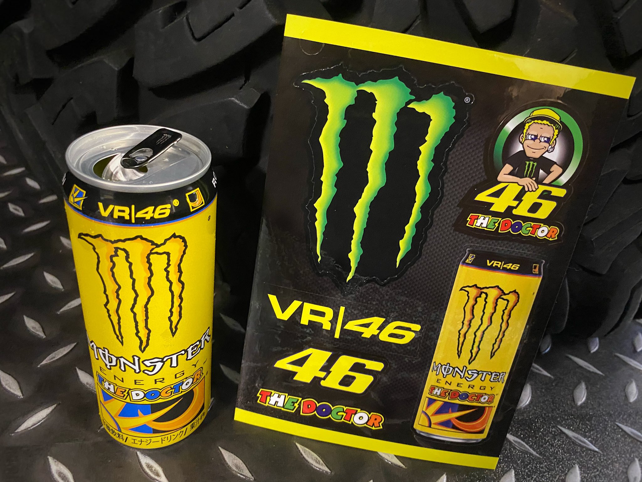 VR46 MONSTER ENERGY モンスターエナジー ビッグ46ロゴ タンクトップ 
