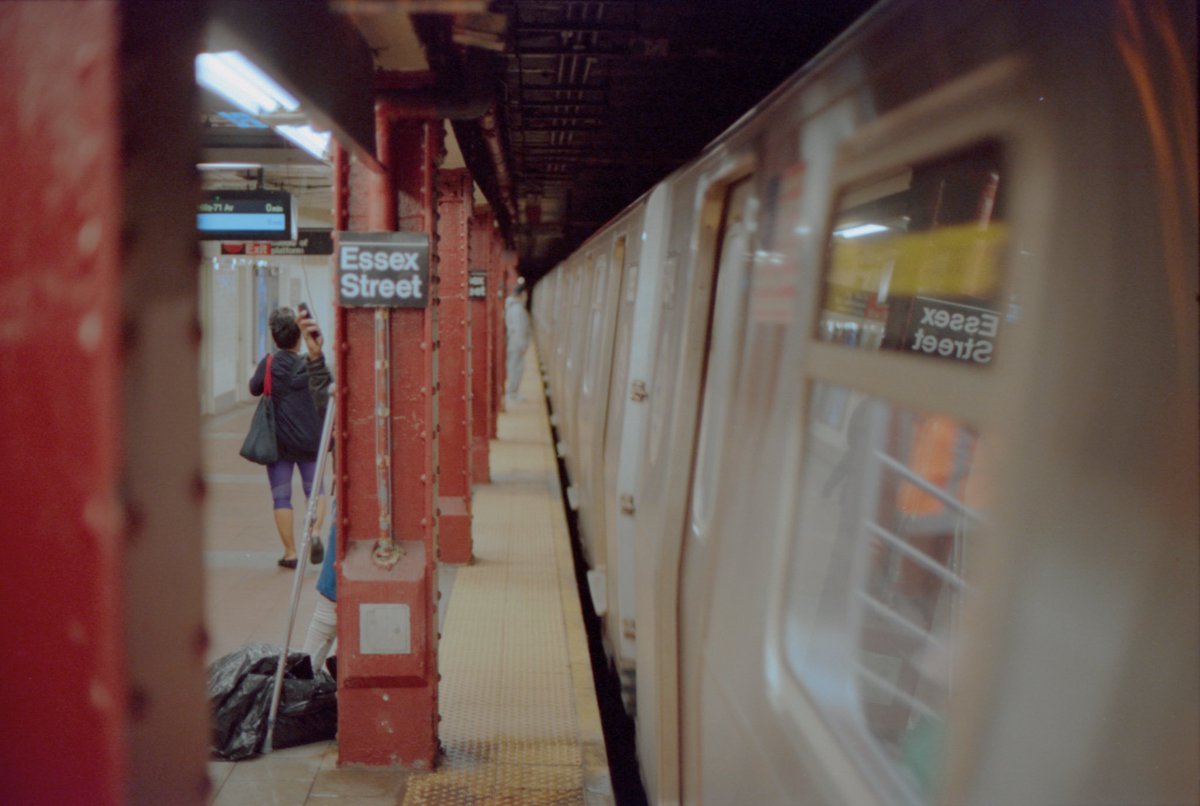 NewRawYork's tweet photo. Amazed by the images produced with this film !
#KodakVision3 #KodakVision3250D #KodakVision3500T #35mmFilm #NewYorkCity #NewRawYork https://t.co/etdxIgmIEG