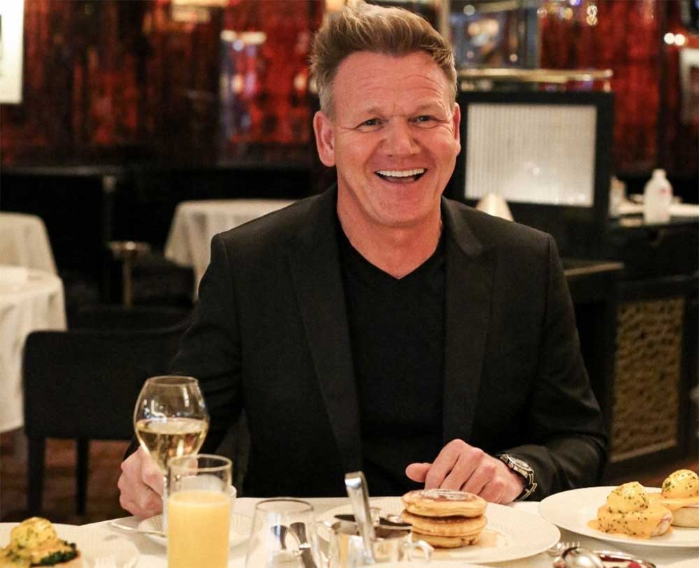 Gordon Ramsay's opening his new @TheSavoyLondon restaurant in less than two weeks. Here's what you need to know about it (including how to book): https://t.co/Rt2yKpV8PD https://t.co/nVwZJeUlLJ