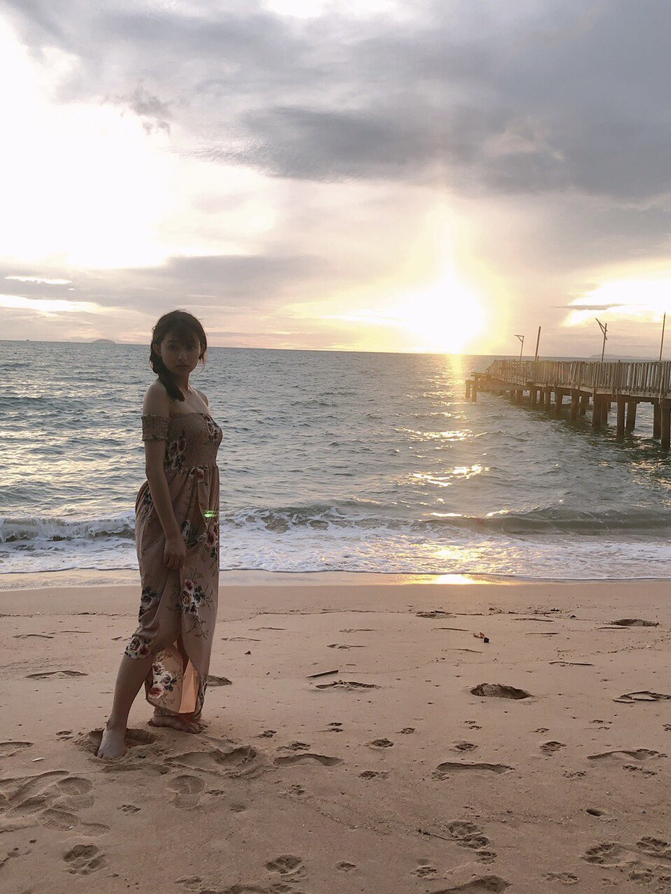 吉川愛　直筆　公式生写真 直筆サイン入り『off』 吉川愛 写真集 - メルカリ