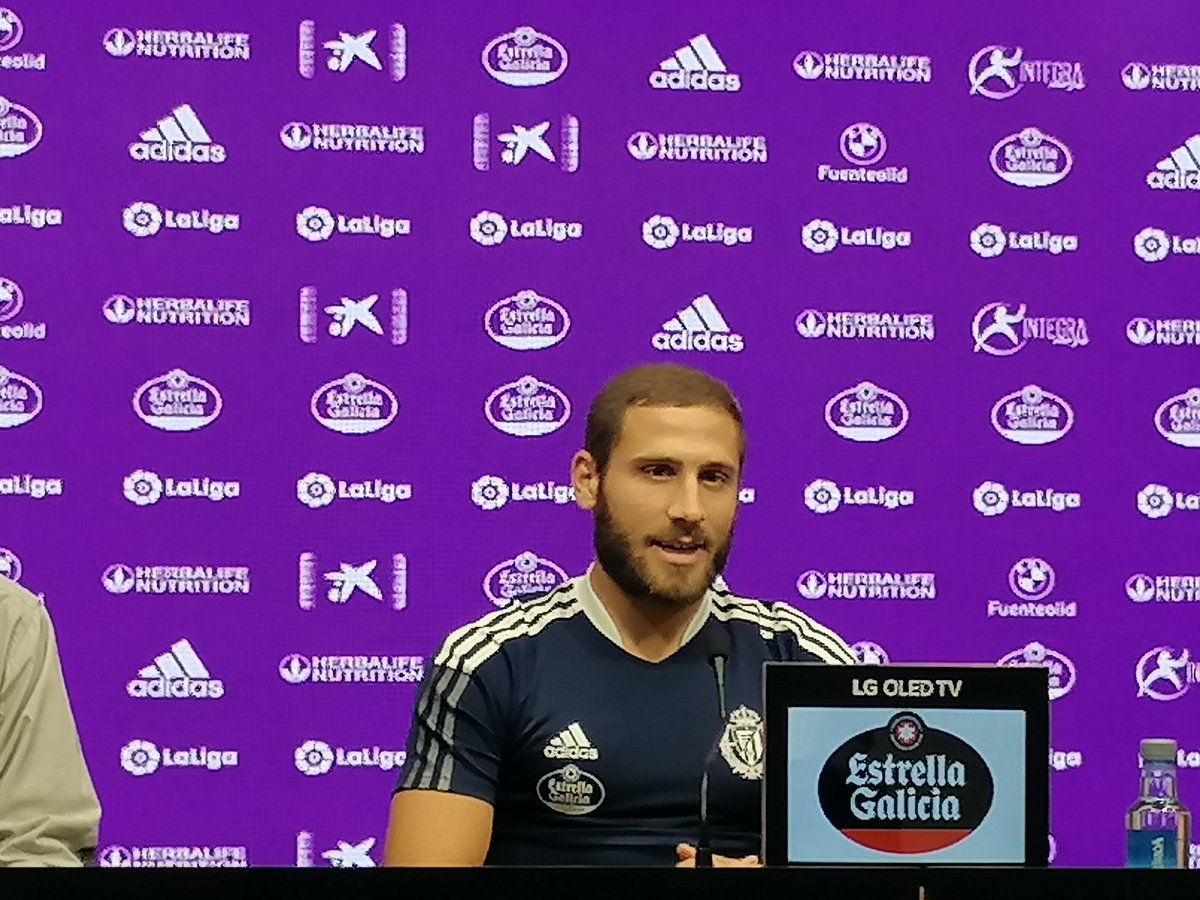 🎙️ WEISSMAN, en rueda de prensa: "Quería estar como en casa y siento que éste es mi club. No quería dejar tirado ni al club ni al staff ni a la afición. Tenía claro que quería seguir en Segunda"