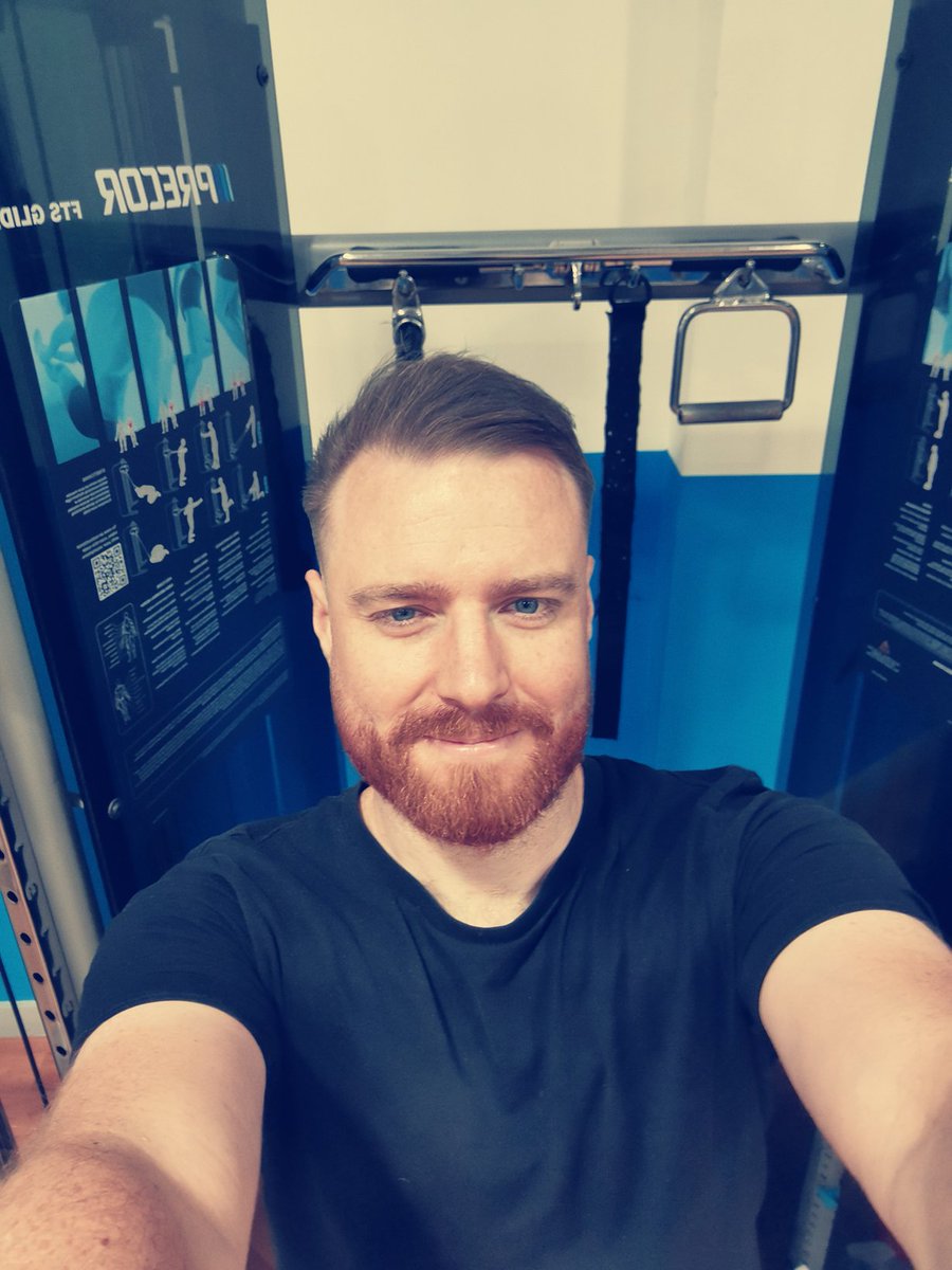 trekkieben's tweet photo. Achievement.... Look at the state of those bags under the eyes though 😂 #gotobedearlier https://t.co/K1u5JFrJ2N