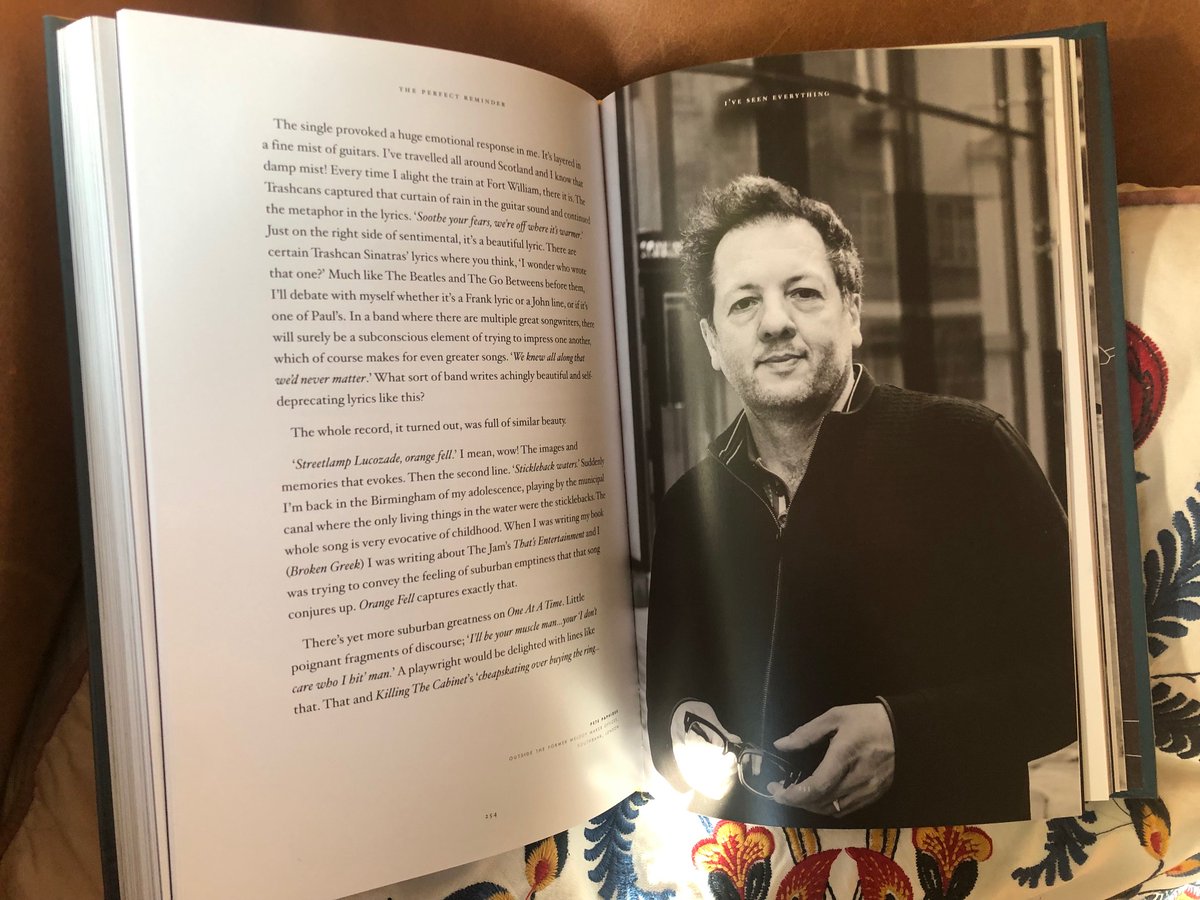 petepaphides's tweet image. So happy to be part of the extended family that has grown around the life-affirming music of @TheTrashcans. What a kick to have been a part of this gorgeous hardback by Craig McAllister, published by @LNFGlasgow, featuring beautiful photography by Stephanie Gibson (@SLG_Photo)...