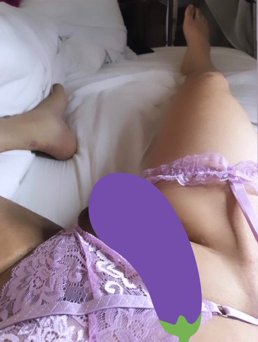 Gues who&rsquo;s recording for OF 😈  #transgirl #trans #crossdresser #sissy #sissyuk #manchester #transgender<a href="/tag/transgirl"class="tags">#transgirl</a><a href="/tag/trans"class="tags">#trans</a><a href="/tag/manchester"class="tags"><span>#manchester</span></a><a href="/tag/transgender"class="tags"><span>#transgender</span></a><a href="/tag/sissy"class="tags"><span>#sissy</span></a><a href="/tag/crossdresser"class="tags"><span>#crossdresser</span></a>