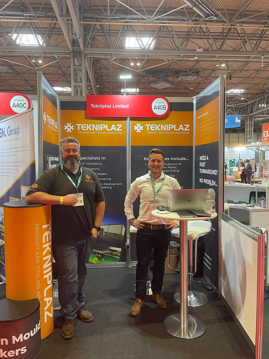 Marketing4Mfg's tweet photo. Had 5 minutes to pop over and see our friends at @Tekniplaz yesterday!

Seems like it's been a fab show for us both so far - make sure you visit the guys, they're injection mould toolmakers to the #plastics industry! 📍 Stand A40B

#InterplasUK #Interplas #UKmfg @InterplasUK https://t.co/o93bKg2aQN