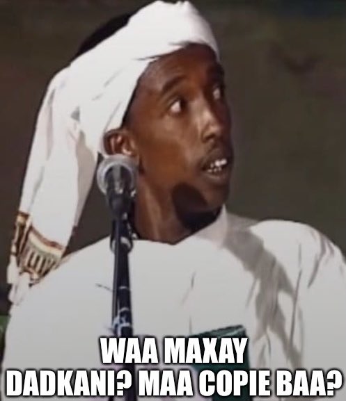 Kader_K_'s tweet photo. Quand tu finis de lire un verset du Qur’an qui parle de l’enfer à un événement au palais du peuple et que les gens applaudissent à la fin https://t.co/uHQLfx41VJ