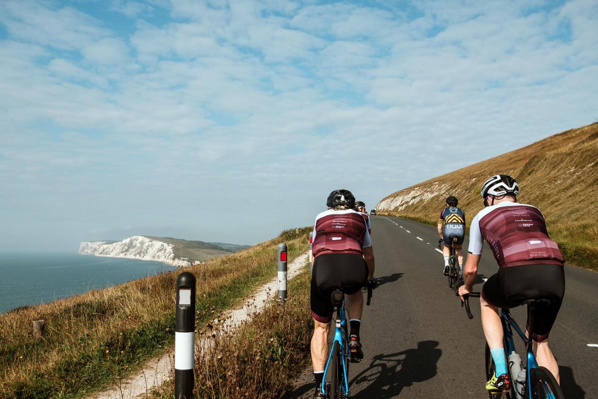 Great to see Rollo could join the <a href="/LeBlanqTour/">LeBlanq</a> riders on his home roads recently. 👍
#roadslikethese
#ridewithnaut