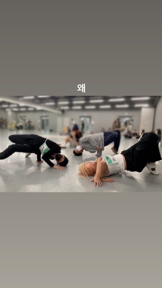 chaestgrm's tweet photo. 210929 • [INSTAGRAM STORY]

🔗 https://t.co/J6tmGBKAXv
🔗 https://t.co/3hW51mefe5
🔗 
https://t.co/3RYIyAOiOy

#이채연 #LEECHAEYEON #채연 #CHAEYEON #イチェヨン https://t.co/TZZxbw21zg