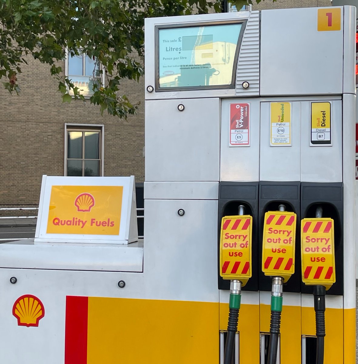 Current Fuel Shortages......considering Electric instead?

Almost 20% of motorists now say they are more likely to consider an electric vehicle following the recent ‘fuel crisis’.

Take a look at our latest Electric Car Leasing offers:  truefleet.co.uk/deals/car-leas…

#Yorkshire