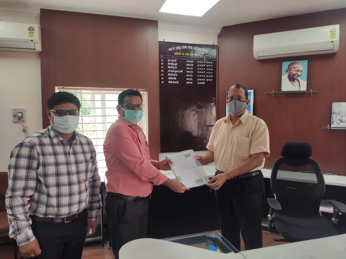 MoU signed with MP PSC today by state head CSC in the presence of Secretary Mr. Prabal Sipaha IAS.