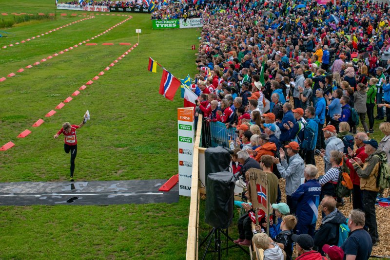 MosCompass's tweet image. Финал Кубка мира 2021 по спортивному ориентированию начнется в четверг, спортсмены выйдут на старт длинной дистанции. В субботу и воскресенье - средняя дистанция и эстафета. #orienteering #iof orienteering.sport/live/