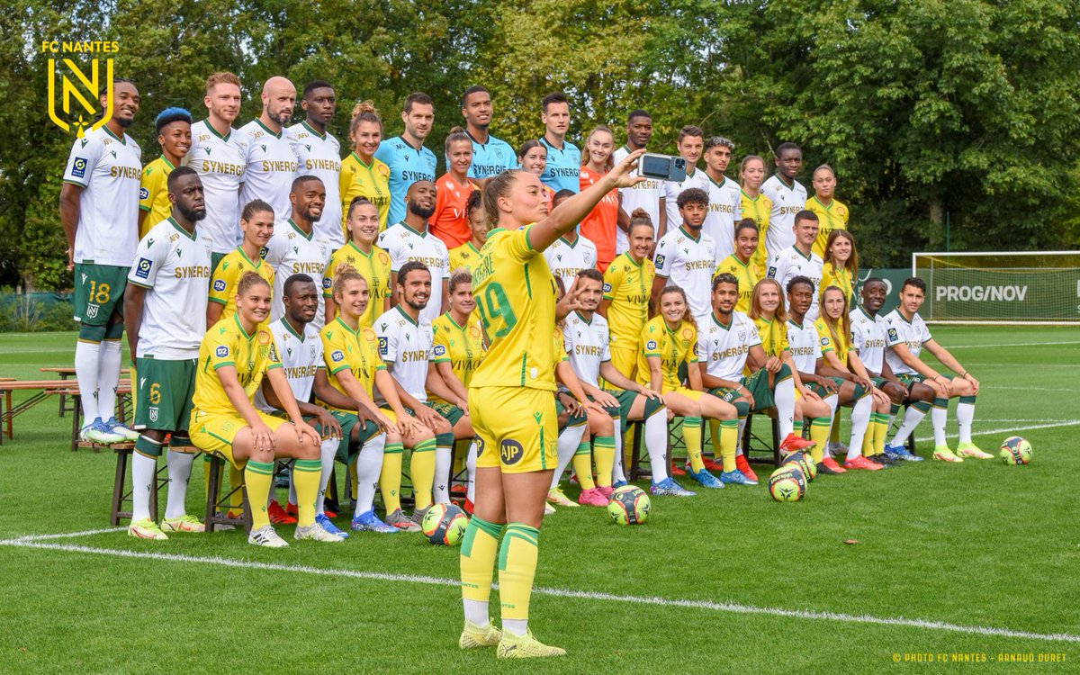 KingaSzemik's tweet photo. 💛💚 https://t.co/l09VRffYYD