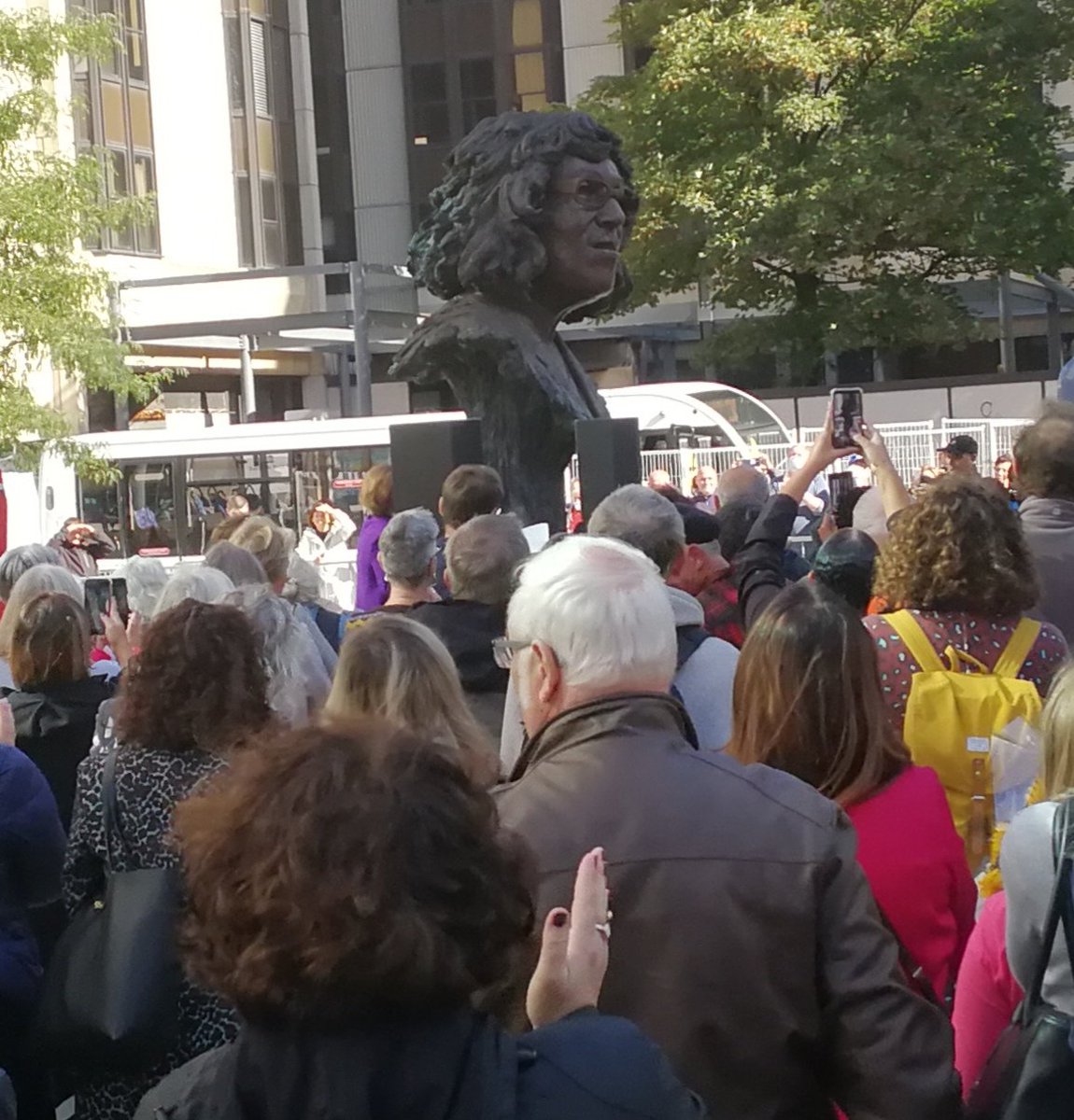 Momentous Moments in Cardiff today 🙏 gr8 #BettyCampbellMonument