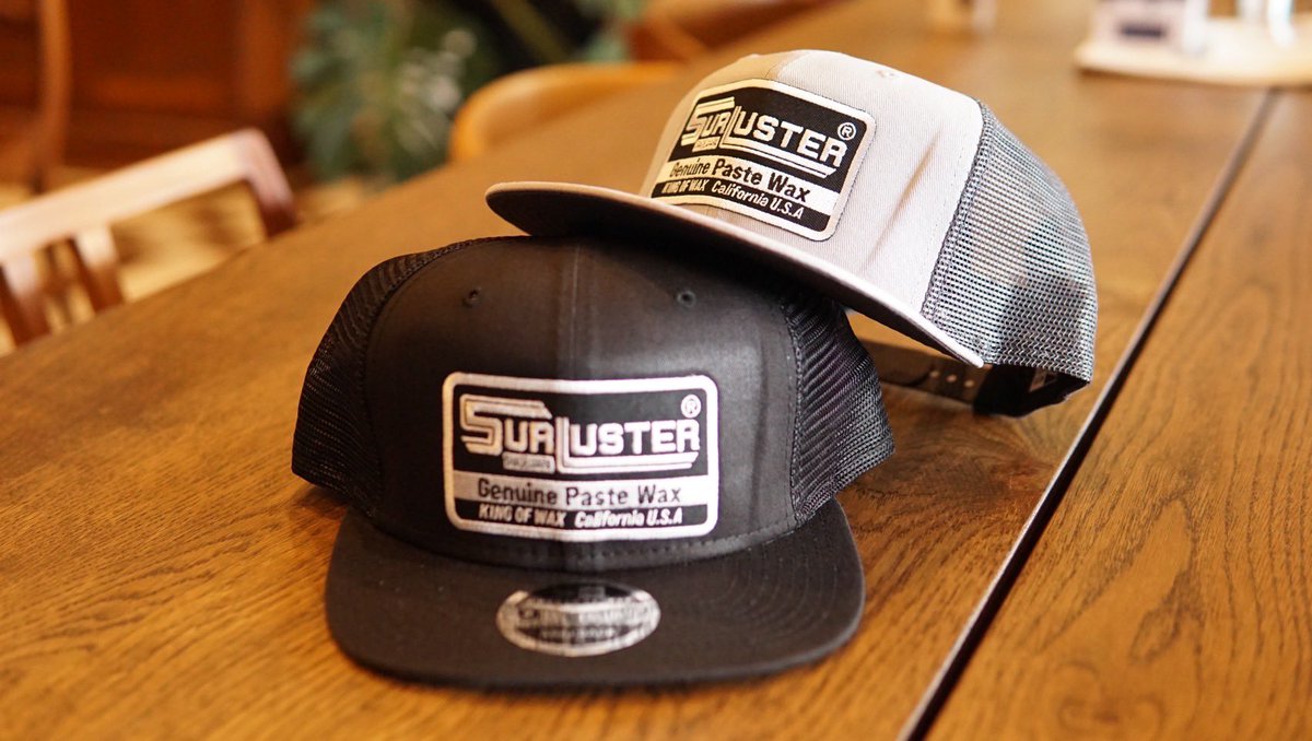 SurLuster_Lab's tweet photo. NEW ITEM🧢
数量限定
シュアラスターキャップが出来ました😍
山下町シュアラスターラボにてお買い求め頂けます❗️
¥7,980.-
#surluster
#surlusterlab
#newitem
#newera
#neweracap
#シュアラスター
#シュアラスターラボ
#シュアラスターグッズ
#ニューエラ
#山下町
#売切れ御免
#数量限定 https://t.co/h1PgP8bsZg