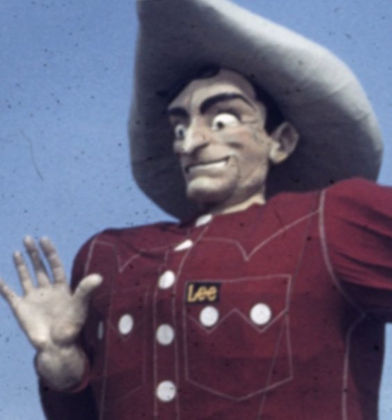 Big Tex done seen the same girl with 10 different dudes already