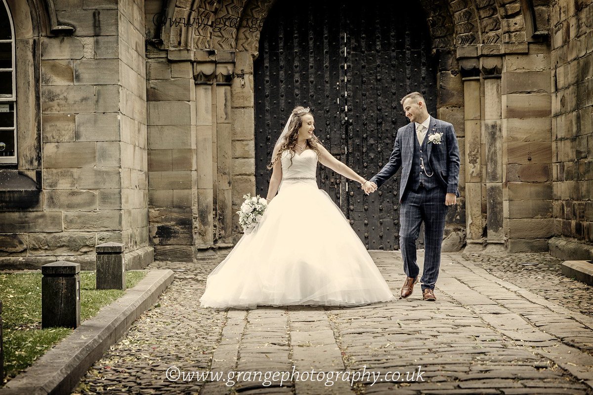 grangephotography.co.uk/index.php/late…
Durham Castle Wedding back in August lovely day 
#wedding #durham #durhamcastle #grangephotography #johnrunciman #NorthEast