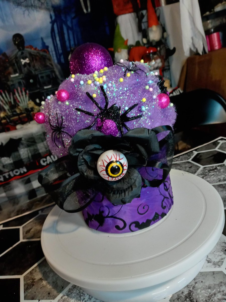 Craftingbarbara's tweet photo. Check Out My New Video Showing You How I Make Halloween Decorations For Full Videos Subscribe To My YouTube Channel Link Here👇
https://t.co/qFIKsOUXVc
#crafting #craft #Halloween #art #artist #Halloweencraft #howto #Gifted #craftingwithbarbara #YouTuber #halloweendecorations https://t.co/Bfn7qoVK70