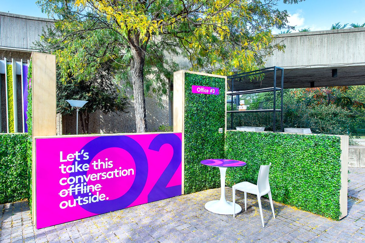 RosslynVA's tweet photo. Did you miss #RosslynO2: Outdoor Office? The space is opening back up with an eye towards year-round access! We're launching "O2 2.0" with events and activations at Gateway Park throughout October: https://t.co/GR2F0yk7mj https://t.co/ghInmtmZEh