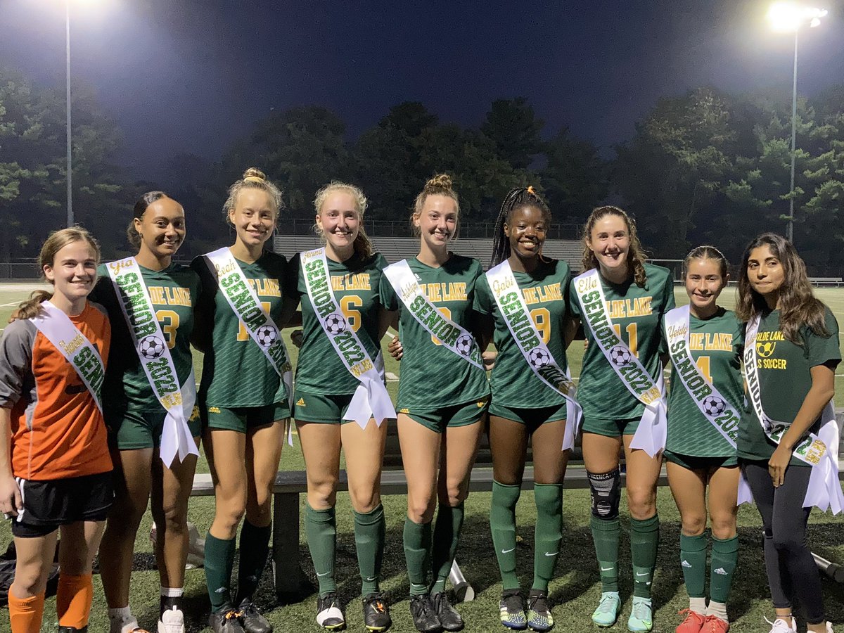 The Wilde Lake girls soccer team defeated Oakland Mills 3-2 Tuesday on Senior Night. Grace Dunbar (<a href="/gracedunbar13/">grace dunbar</a>) scored twice in the win. (PC: <a href="/hcpss_wlhs/">Wilde Lake HS</a>)

To see a box score &amp; highlights from the Wildecats' win as part of Tuesday's roundup, CLICK HERE: bit.ly/3m6DZQ3