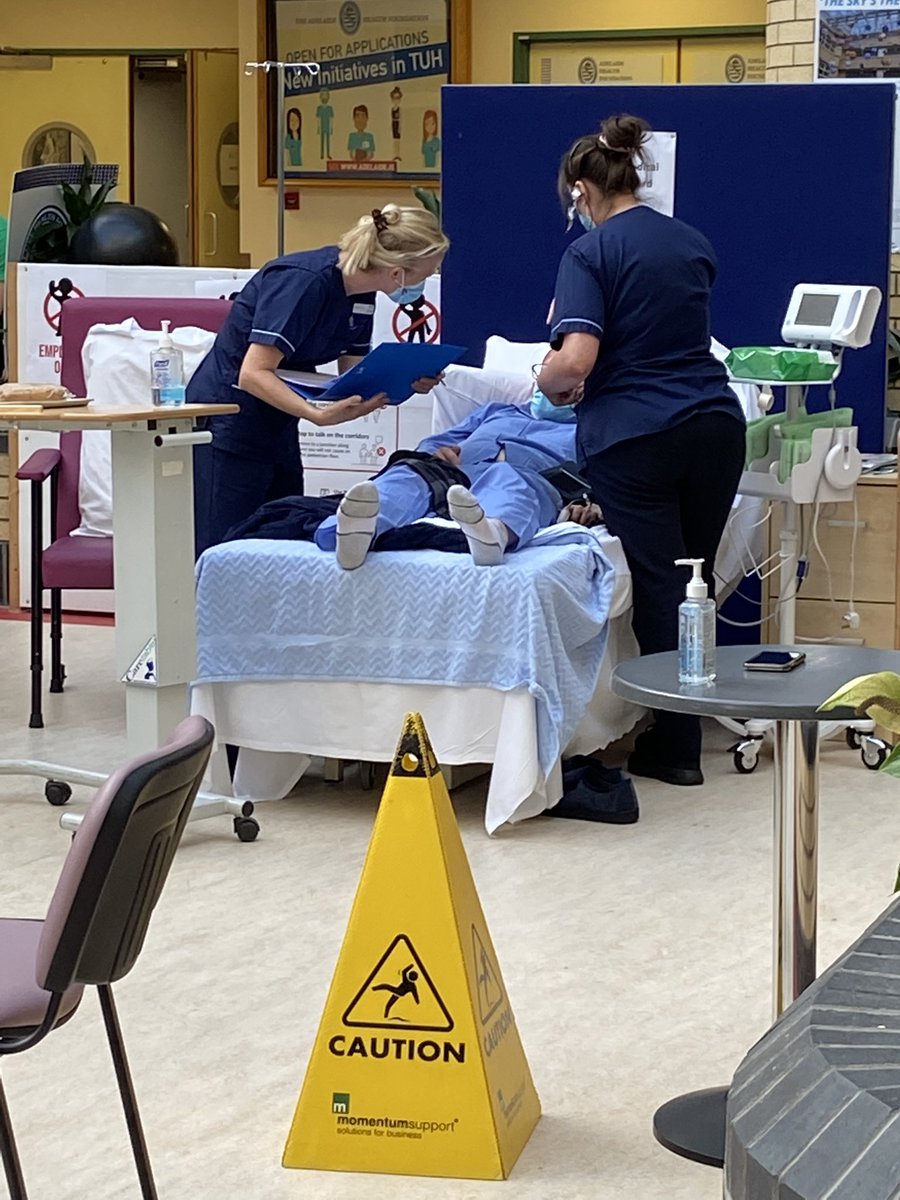 A huge thanks to everyone who came down today to watch our #safermobilty #sim as part of #zeroharm week. Special thanks to our Therapy Assistant Gerry who played our patient who had had a #fall and our #MDT who demonstrated their post falls assessment! #silvertrauma