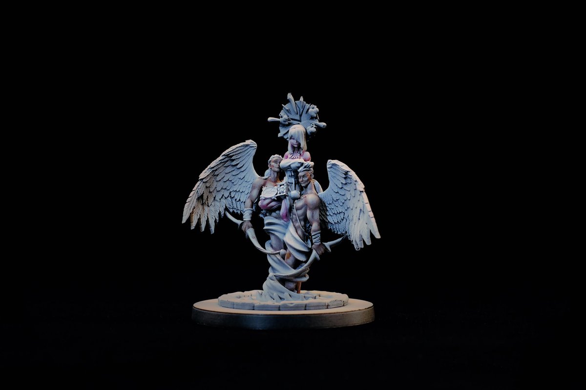 Evrytsubj's tweet photo. Psyche miniature from Middara’s Valentine resin kit is in progress. Still... I’m not so sure which color scheme I should use for the wings. @succubus_games #middara #hobby  #boardgames #miniaturepainting #scale75 #boardgameminiature #boardgamegeek #resinminiature https://t.co/Awx8QjCCDD