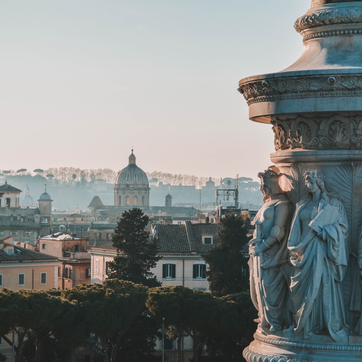 discoverlive_'s tweet photo. If you could travel anywhere, where would you go? https://t.co/yxgFoAuRdj
