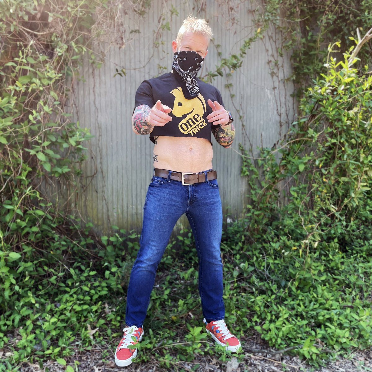 1TrickPonyBrand's tweet photo. Remember when Jon Markel from @carbonleaf turned one of our shirts into a crop top? We sure do!
Visit https://t.co/pdyuQKPgEX to grab one today!
#onetrickpony #jessesmith #carbonleaf #characterdesign #newschoolart #characterart #carkayous #golfwang #digitalart #rickandmorty https://t.co/oRcjq1GG3o