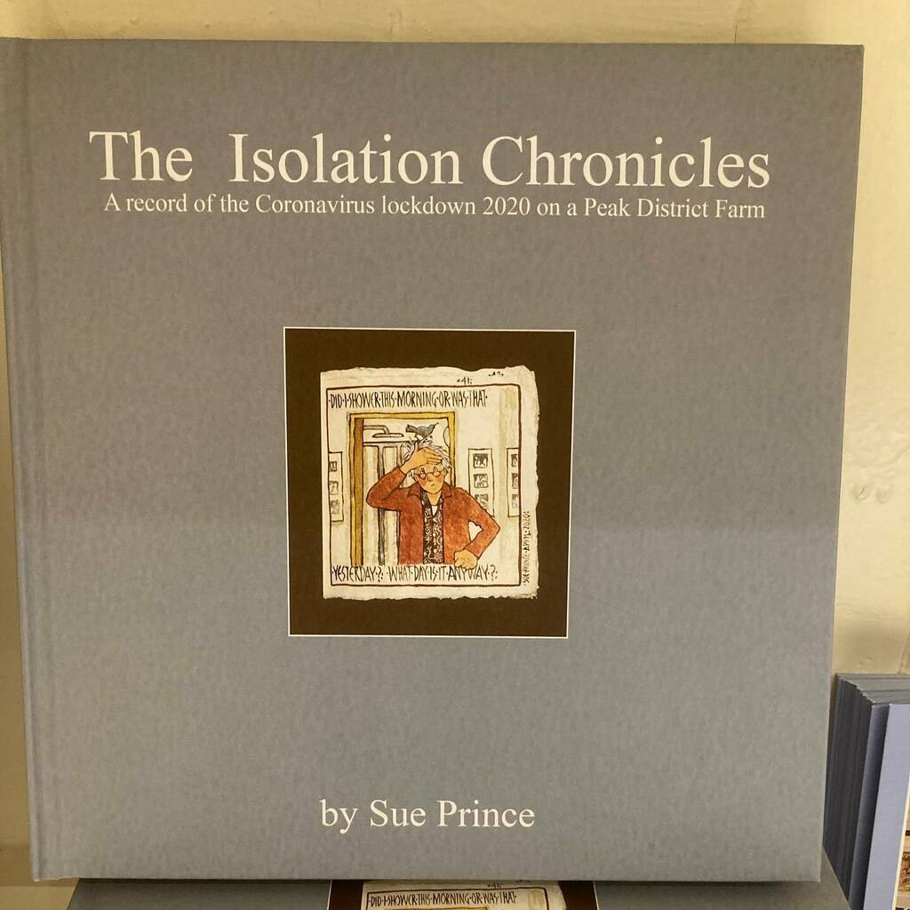 SuePrinceArtist's tweet photo. At @haddonhall today- the gorgeous #sunshine came to show off @thomaspetitglass ‘s beautiful pieces. We are here until Sunday with @kw_ceramic_sculpture @pennywithers and Jill Ray Landscapes
.
.
.
#popupshop #pdartisans #folkart #theisolationchronicles #peakdistrictnationalp… https://t.co/qaNbrcezt6