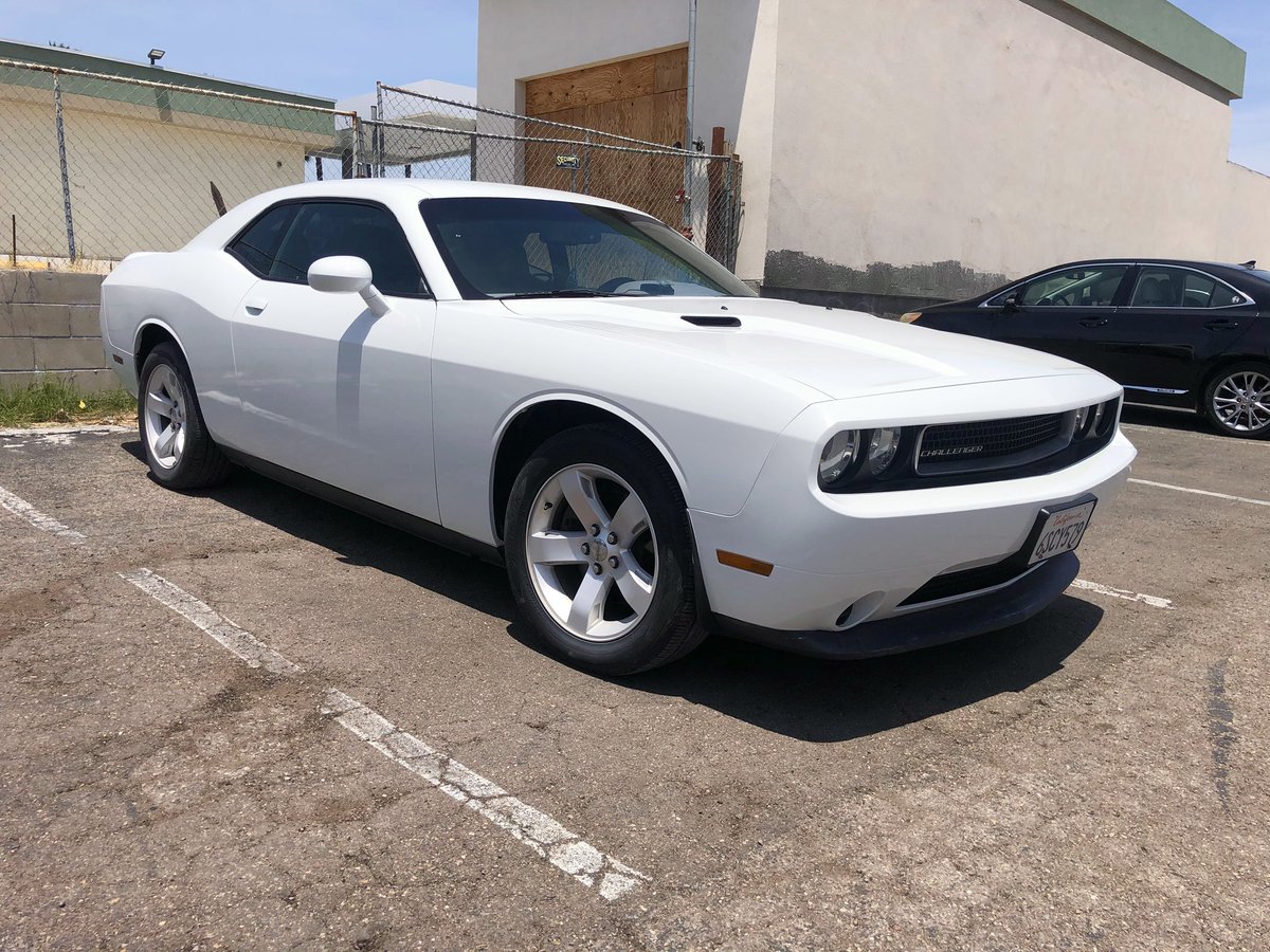 ScheibSanDiego's tweet photo. If you need a sign that you should paint your car, look no further! Stop by today for your FREE estimate!
.
.
#scheibpaintandbody #cars #car #carphotography #auto #automotive #automotivephotography #automotivepaint #autobody #autobodypaint #affordable #sandiego #smallbusiness https://t.co/ByhmB87gCn