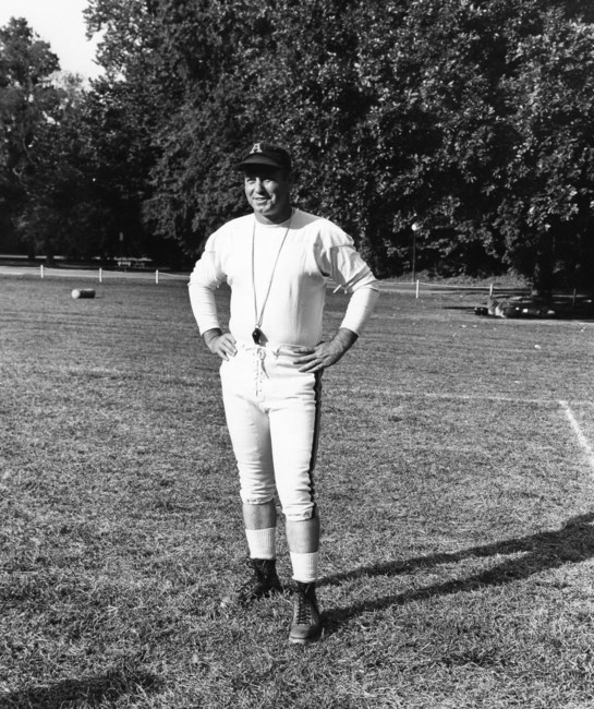 BlueColonels's tweet photo. #HowWasYourStadiumNamed

Atherton High School's Jack T. Kleier Stadium is named for Coach Jack Kleier, head football coach at Atherton from 1959-1972.

@atherton_high @CoachNinoDBE323 @AthertonFootbal @KasaunWall @CoachFluhr @kyhighs @HLpreps @JohnWDRB @FredCowgillWLKY https://t.co/rSAdltyC9U