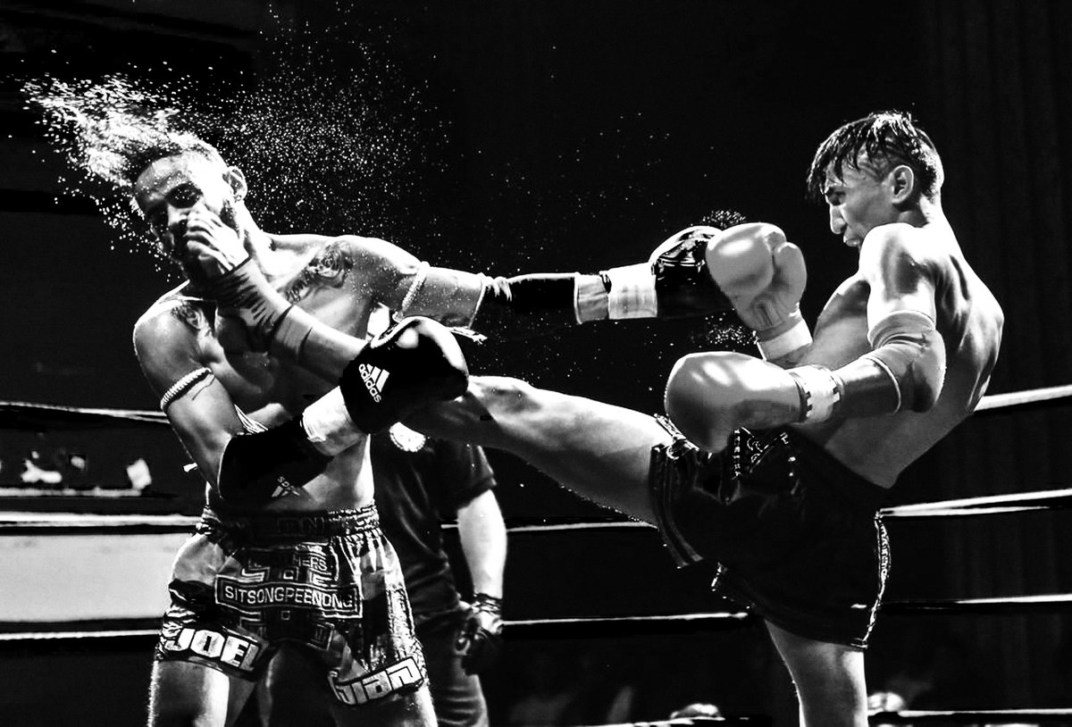 BrooklynsOwn90's tweet photo. In the beginning...before hoops, before all of that. Muay Thai was the very first sport I photographed when I came home from the Marines, especially in NYC. One of my pieces from my archives is now up on @opensea at: https://t.co/WB9tloNmTv #OpenSeaNFT #nftphotography https://t.co/pQJpu3kSwf