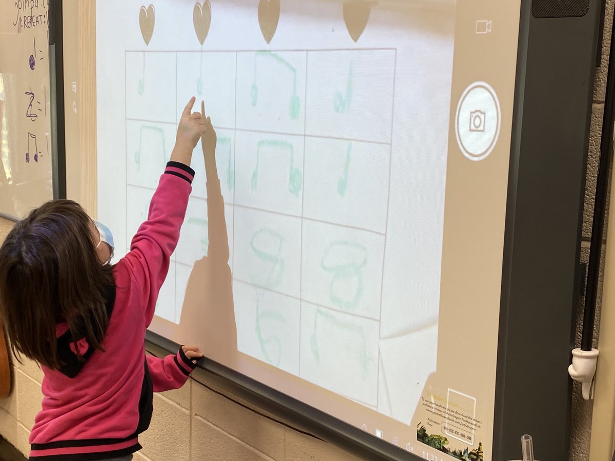 hann4edu's tweet photo. Success looks different for every student. My @MeramecHeights @FoxC6Schools students composed their own music and conducted their masterpieces to demonstrate their learning. #MakingMasterpieces #MeramecMade https://t.co/SdoNeAedvn