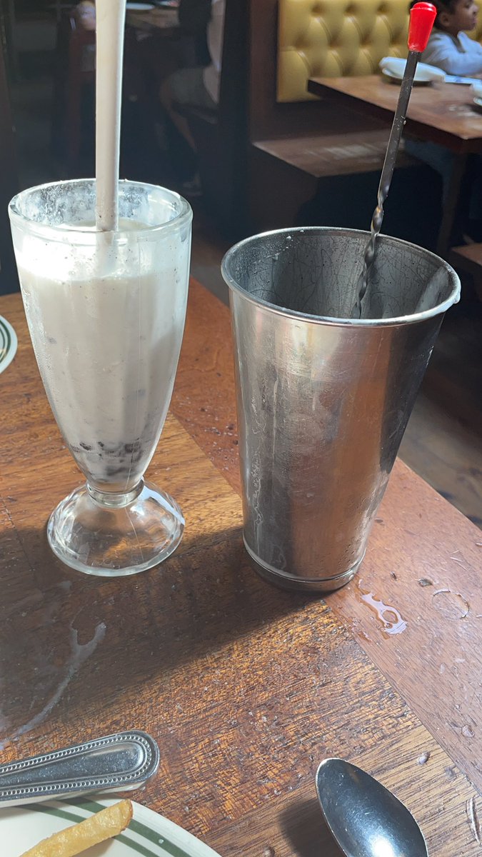 ThabitiAnyabwil's tweet photo. Your restaurant doesn’t have a legitimate milk shake ministry unless it brings your left over milkshake in one of those silver mixing cups.

I mean, restaurants cannot unilaterally decide what you do with your other leftovers. Why should they dispose of your leftover milkshake? https://t.co/4a4VvNm3kd
