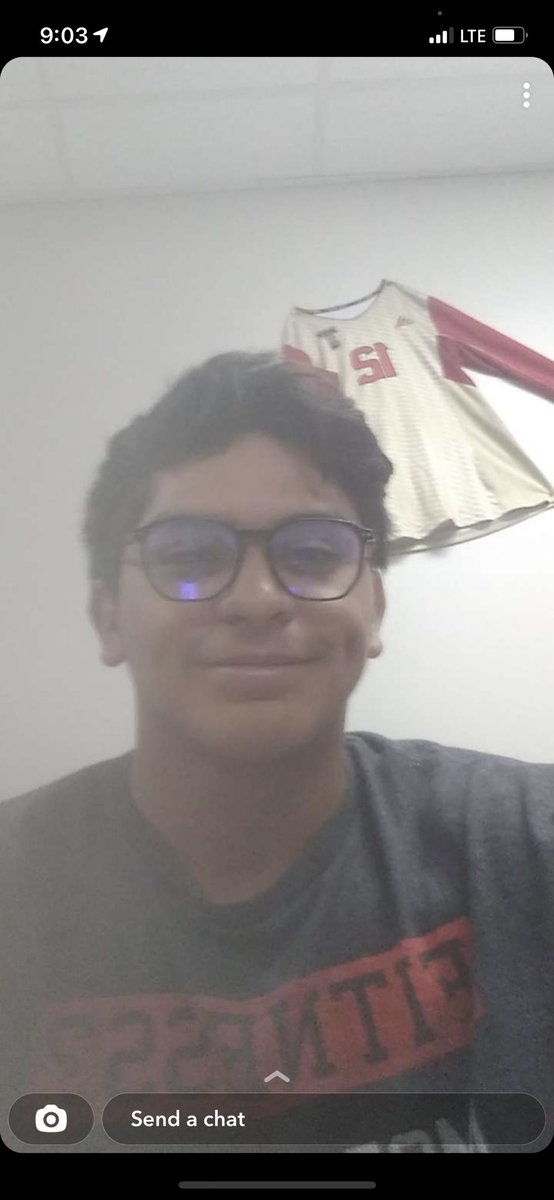 megansnook3's tweet photo. <3 east is better Bc we have Him💪🙄 #bob21 #vehs @VictoriaISD https://t.co/Z4Zcko04mU