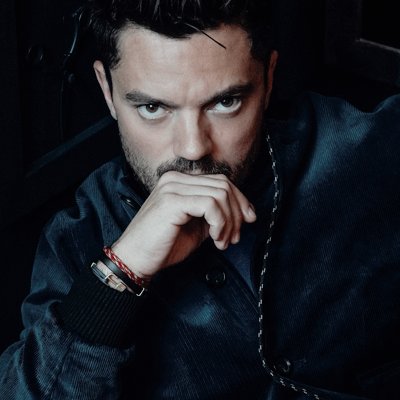 RoanokeVampire's tweet image. 