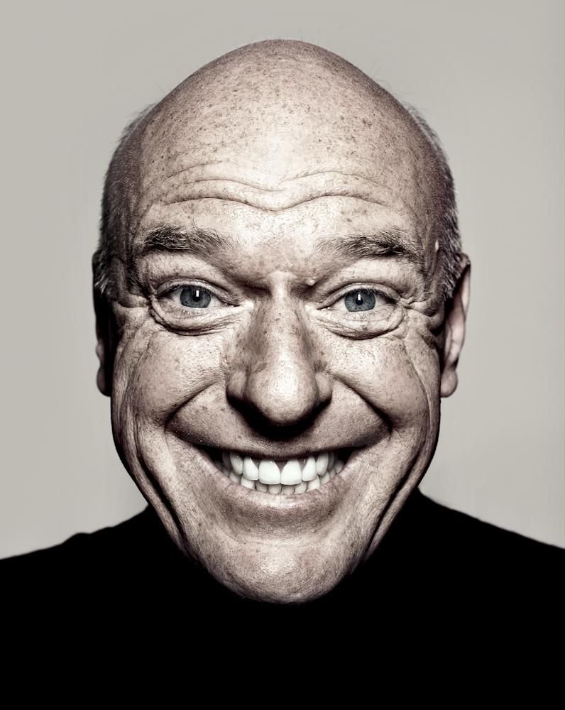 anythingbott's tweet photo. Dean Norris is currently gaming! https://t.co/NlzhiujrGh