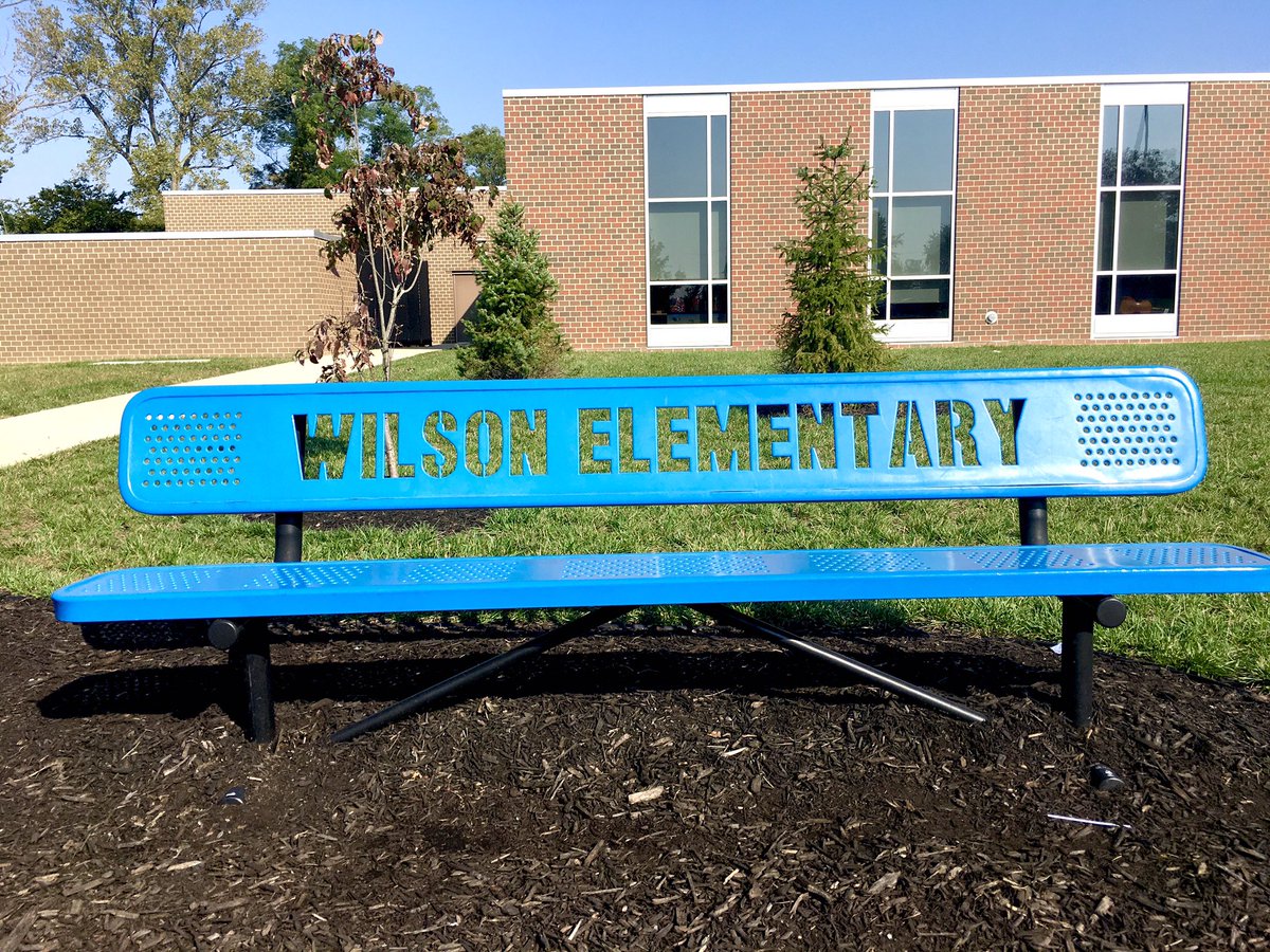 lucybluepizza's tweet image. Congrats @WilsonElem for winning the PBIS Gold Award for the 6th year in a row!! We appreciate you choosing Lucy’s for the staff celebration. Keep up the great work! #wildcatstrong #wilsonelementary #andersontownship #lucybluepizza @FHSchools