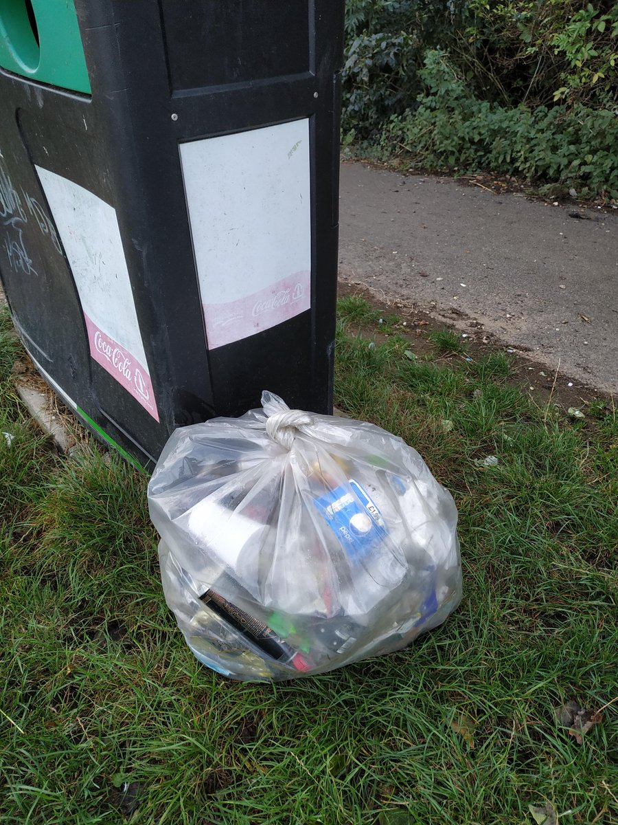 TransitionPboro's tweet photo. A couple of photos from our most recent impromptu litter picks. We're up to 142 bags for the year now.
#sustainablepeterborough #fivethingsclear #litterheroes #litterpick #bethechange https://t.co/bE6cZBqNZ6