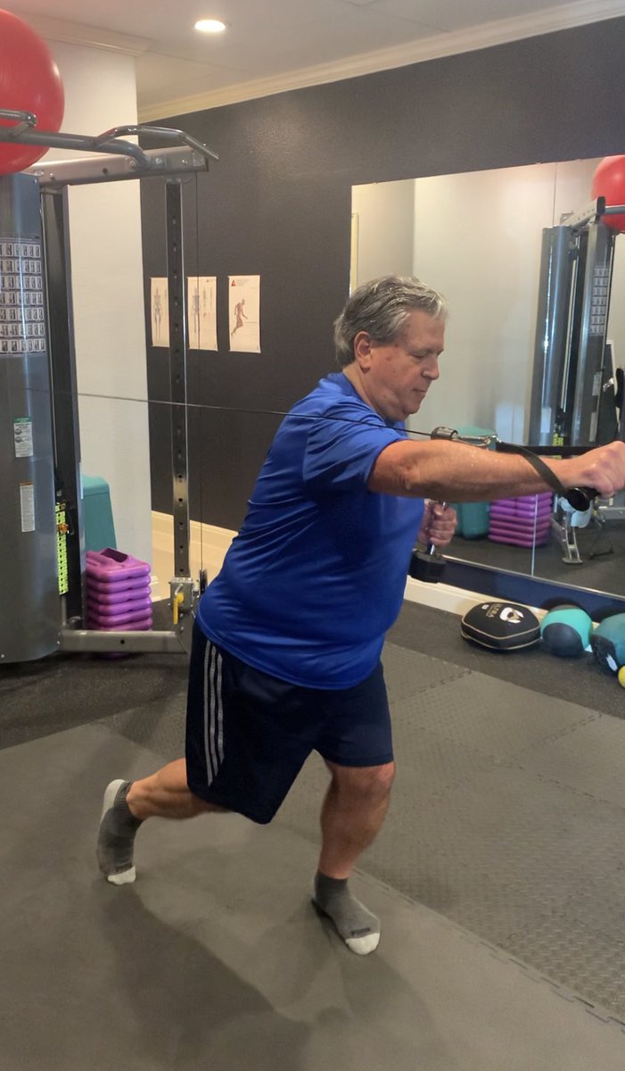 SAFunctionalFit's tweet image. Real Functional Exercise... training one of the body’s main functions- contralateral reciprocation 🏃🏻 (hint hint: right arm/ left leg forward)