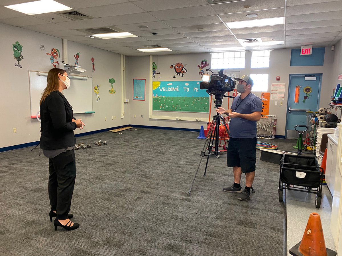 JTMcWilliamsES's tweet photo. Thank you, @prescottellison &amp; his team of #superfoodfriends, for your generous donation of exercise equipment. Our students and staff are so appreciative. Thank you, @KTNV, for highlighting this wonderful story! @ClarkCountySch #PEequipment https://t.co/a5zgtcIDwy