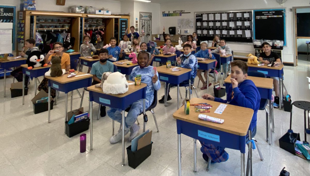 Ms. Mignoli tweet media